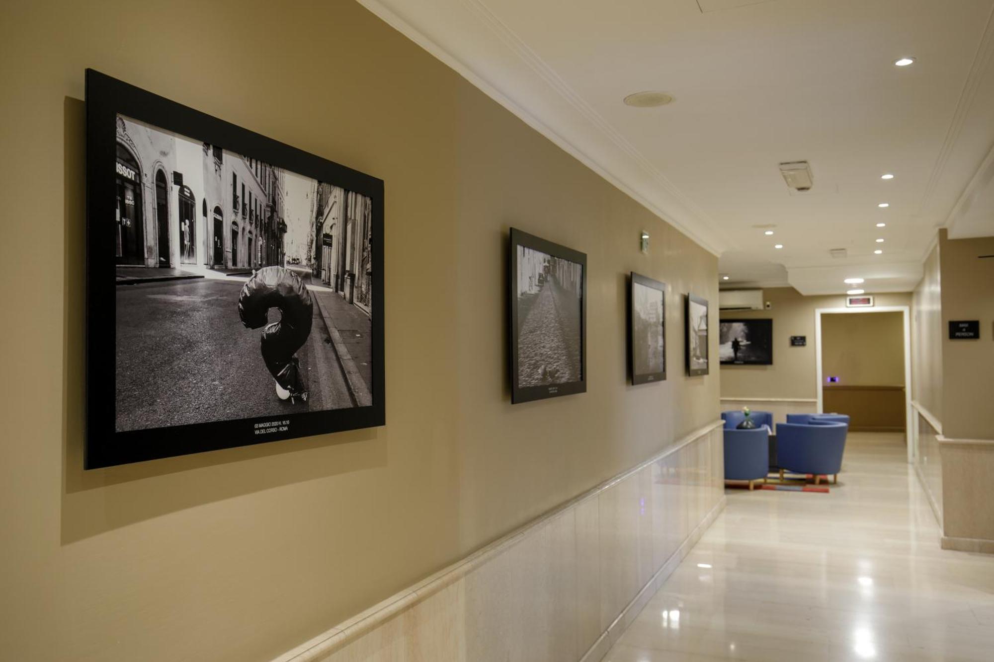 Western Globus Hotell 3*